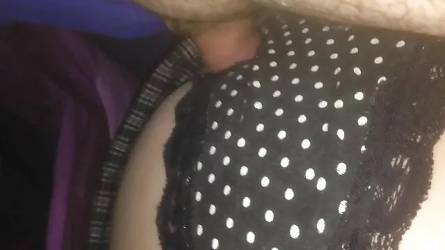 طبخ الغداء مع وسادة افلام جنسيه اجنبيه كامله