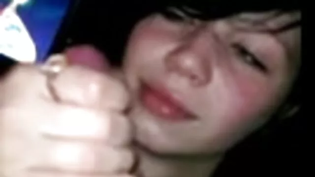 لاتينا سكس أجنبية منوعة تعرف بمهارة عملك ، وقالت انها