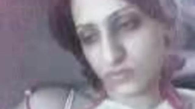 امرأة سمراء الساخنة كاترينا اليشم يحصل مارس الجنس xnxx من افلام اجنبي على غطاء محرك سيارة