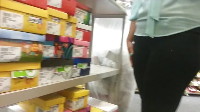 طلب البيتزا ، ومعها افلام سكس أجنبية مترجم هو الرجل