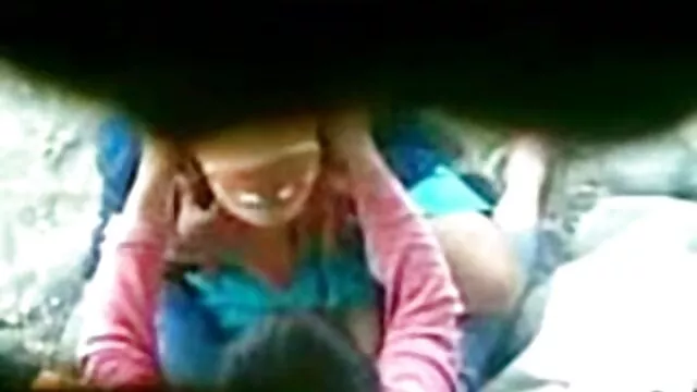 جميلة افلام اجنبيه سكس كامله شقراء يقفز على الديك