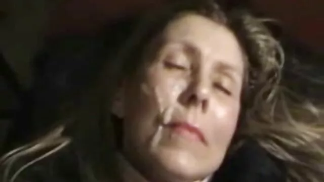 Chick with big افلام اجنبية سكس للكبار tits, المتشددين, شاطئ, مدينة