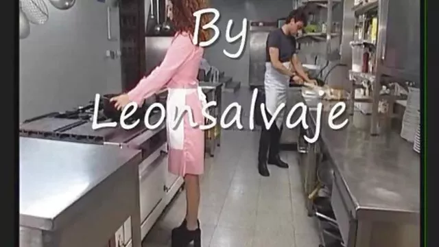 أكبر متعة في افلام سكسيه اجنبيه امريكيه المنزل مع الخادمة