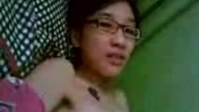 اليابانية مقاطع سيكس اجنبيه عبد أطاع له و ركوب صاحب الديك
